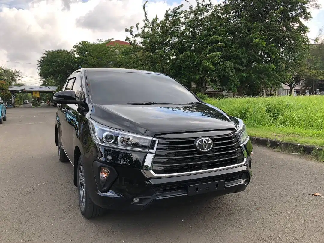 Toyota Innova / Similar